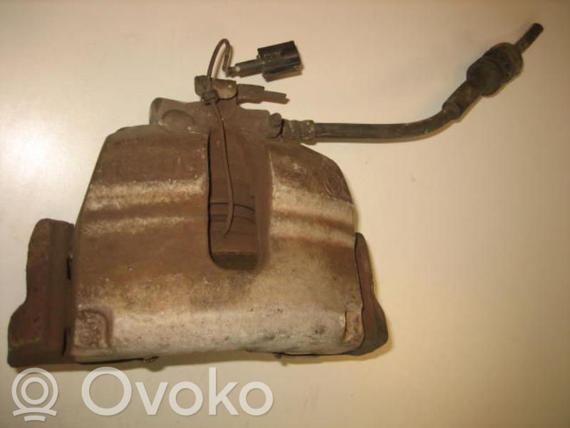 Alfa Romeo 147 Zacisk hamulcowy przedni 