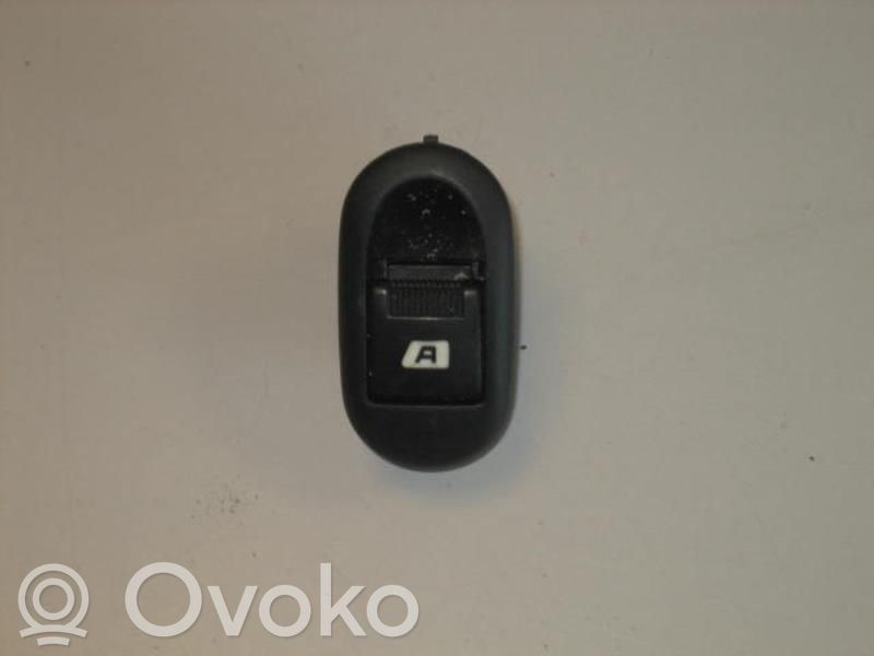 Citroen C3 Front door sensor 