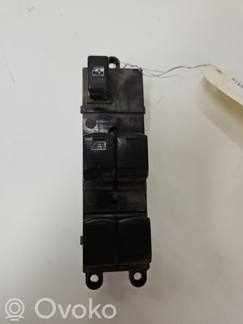 Nissan Note (E11) Front door sensor 