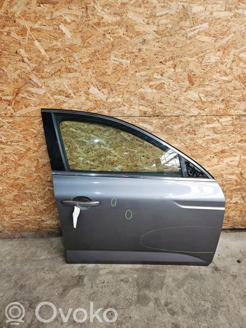 Puerta delantera   801002599R