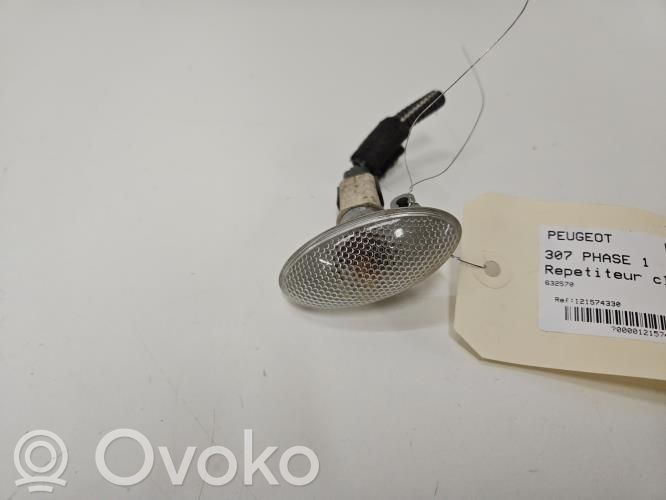 Peugeot 307 Front fender indicator light 