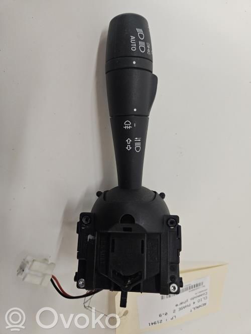 Renault Clio IV Indicator stalk 