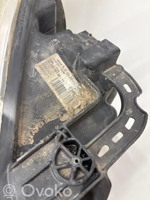 Scheinwerfer   9649986180