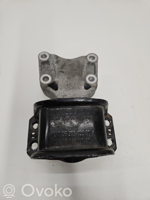 Engine mounting bracket   9676523180