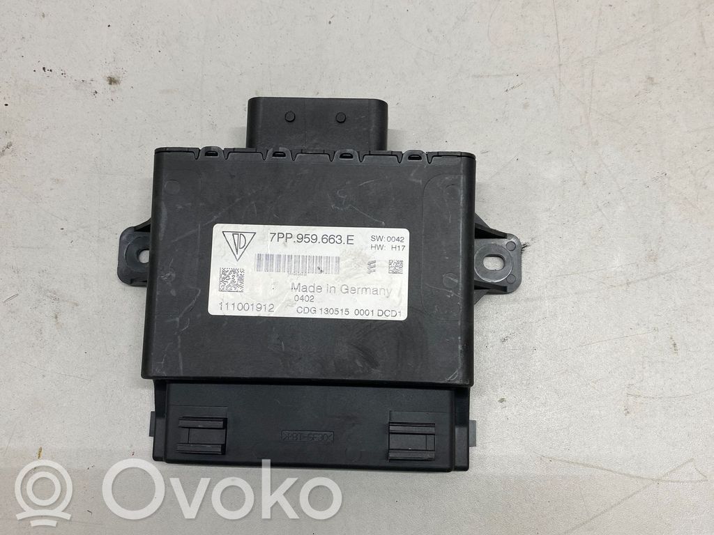 Porsche Cayenne (92A) Przetwornica napięcia / Moduł przetwornicy 