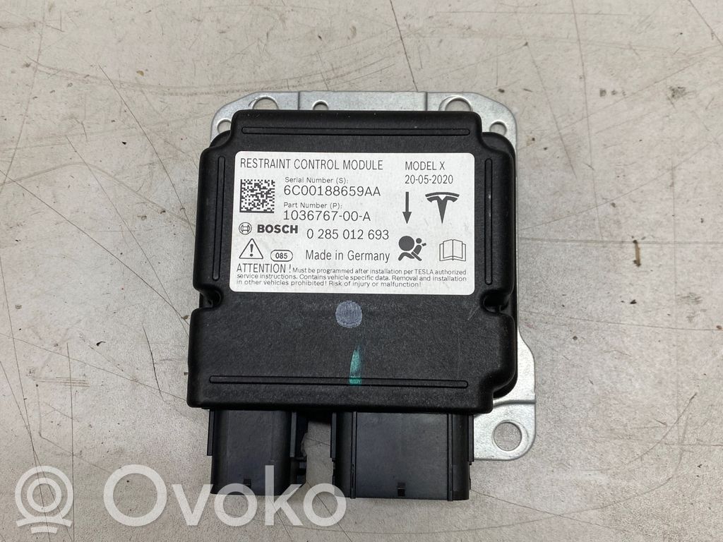 Tesla Model X Airbag control unit/module 