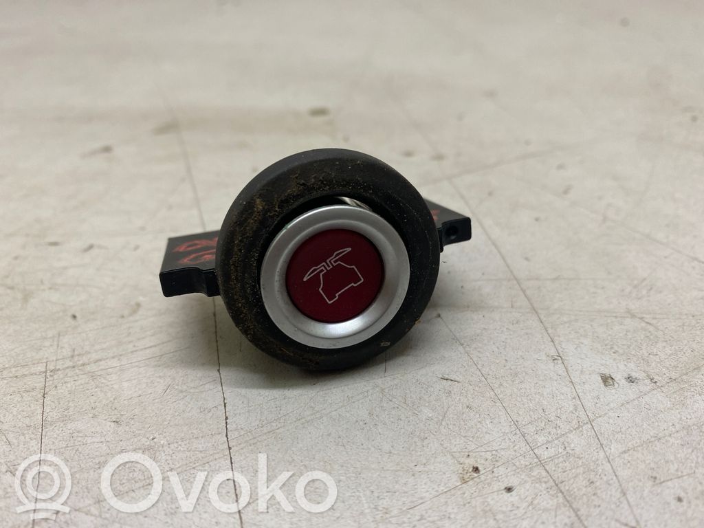 Tesla Model X Other switches/knobs/shifts 
