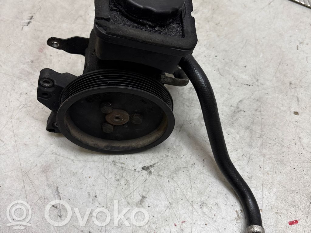 BMW 7 E65 E66 Vairo stiprintuvo siurblys 