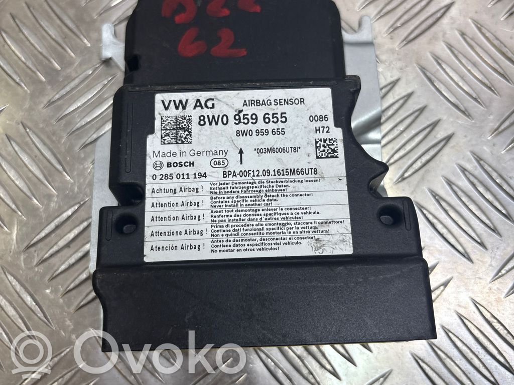 Audi A4 S4 B8 8K Airbag control unit/module 