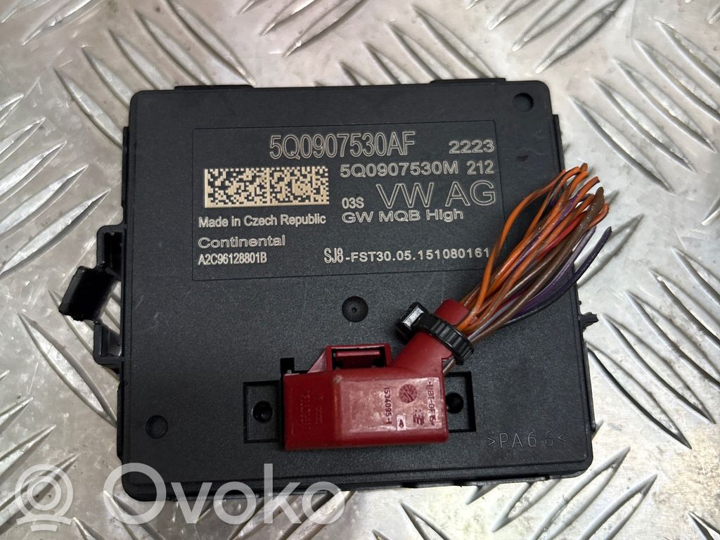 Volkswagen Golf VII Gateway control module 