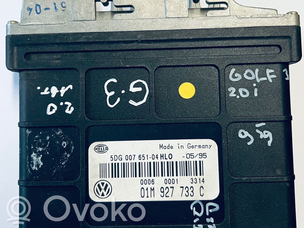 Volkswagen Golf III Engine control unit/module 