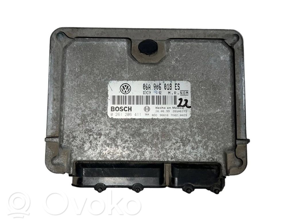 Volkswagen Jetta IV Engine control unit/module 