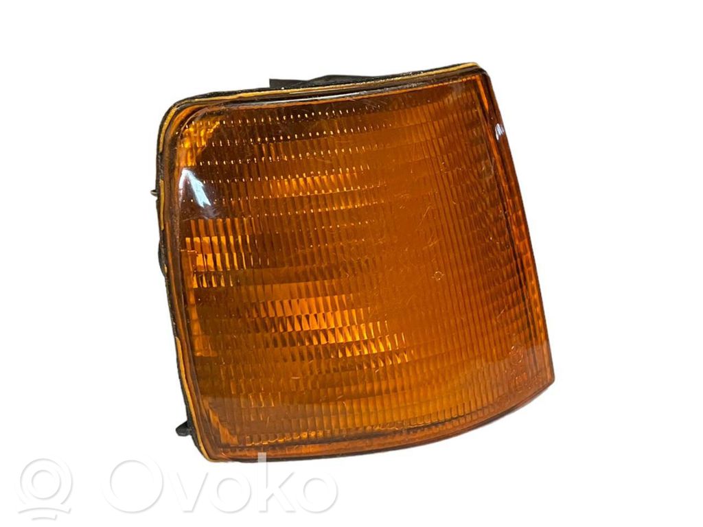 Volkswagen PASSAT B3 Front indicator light 