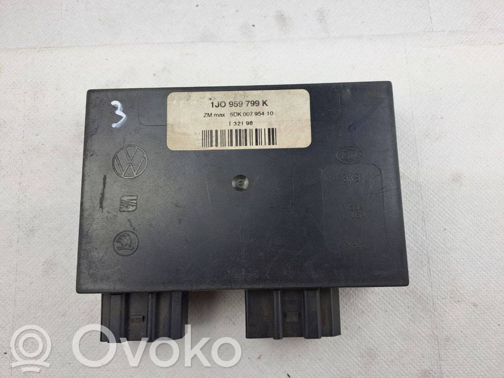 Volkswagen New Beetle Engine control unit/module 