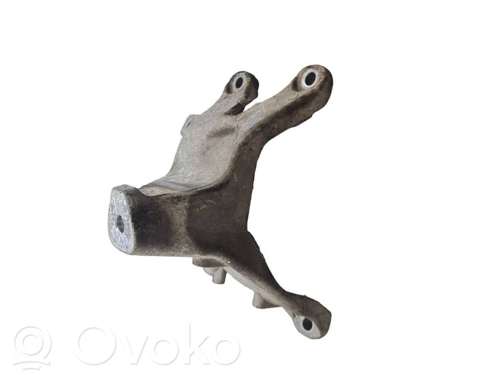 Audi A4 S4 B8 8K Engine mounting bracket 