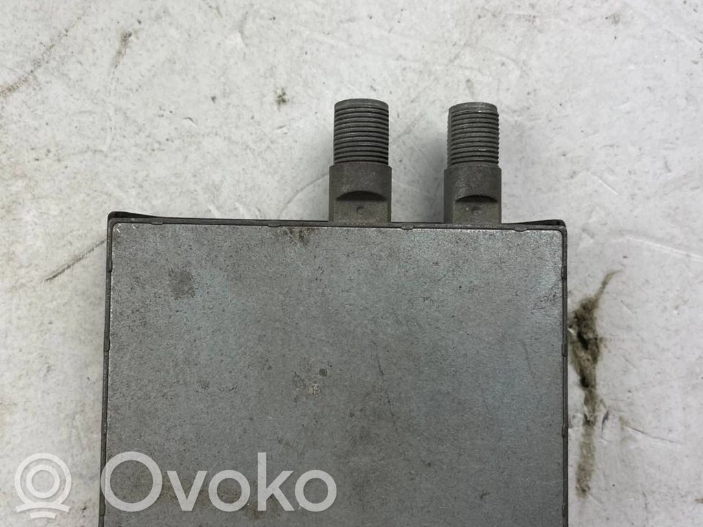 BMW 7 E38 Antenos stiprintuvas 