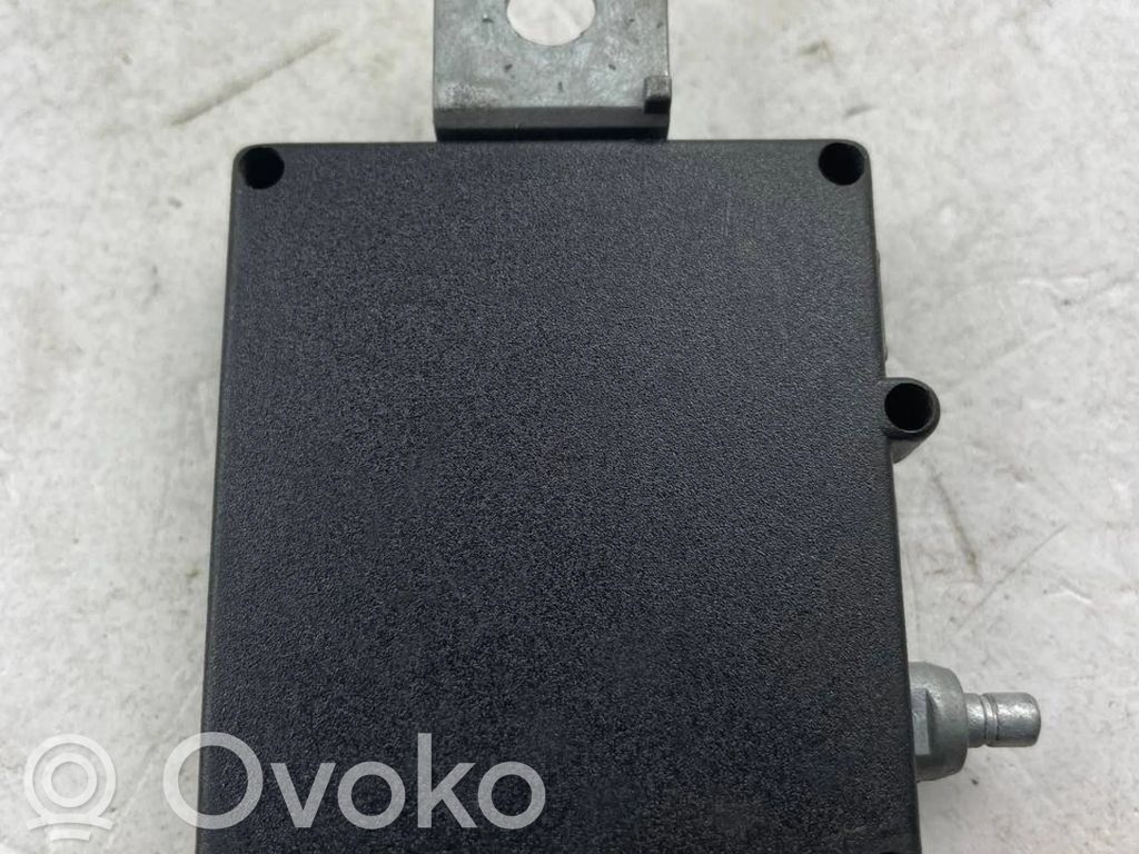 BMW 3 E36 Antenos stiprintuvas 