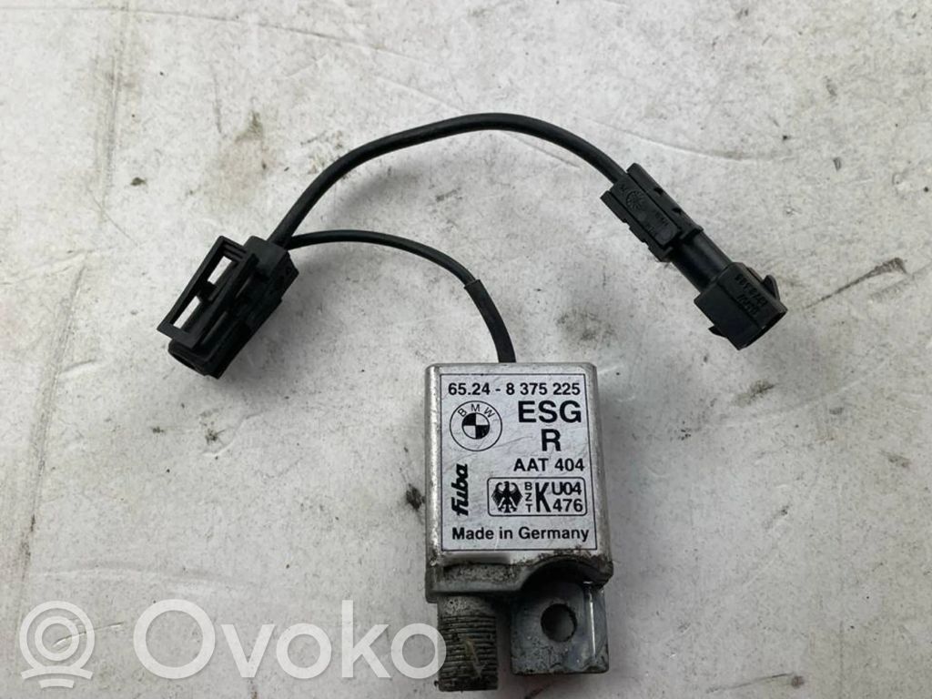 BMW 5 E39 Antenos stiprintuvas 