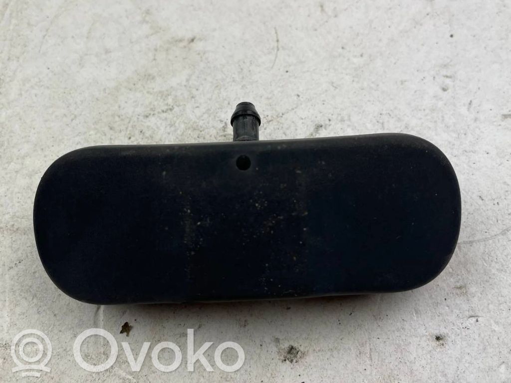 Volkswagen Touran I Dysza spryskiwacza szyby przedniej / czołowej 