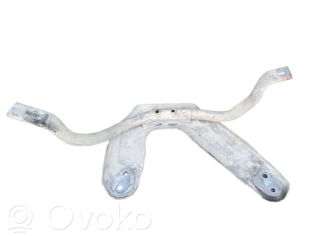 BMW 5 E60 E61 Cits aizmugures šasijas elements 