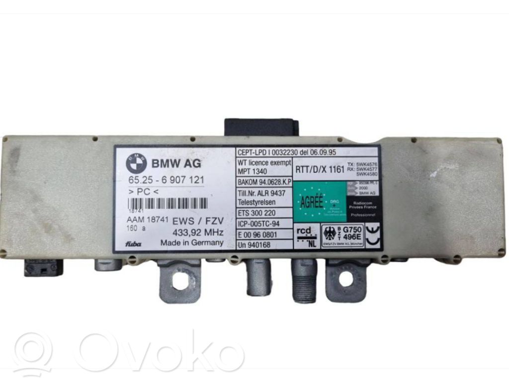 BMW 3 E46 Antenos stiprintuvas 