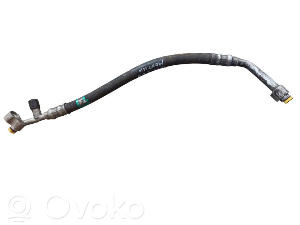 BMW 3 E46 Ilmastointilaitteen putki (A/C) 