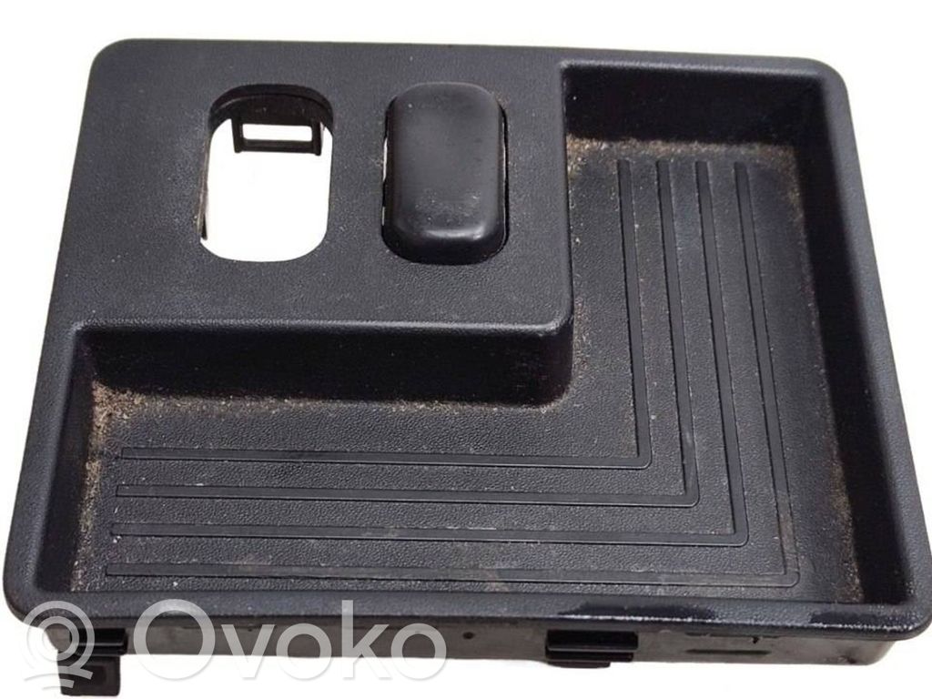Mercedes-Benz B W245 Box/scomparti cruscotto 