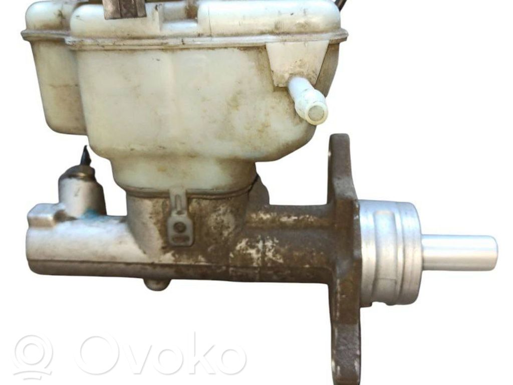 Volkswagen Touran I Master brake cylinder 