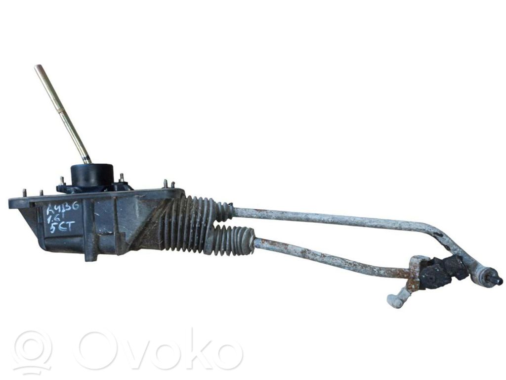 Audi A4 S4 B6 8E 8H Asta della leva del cambio 