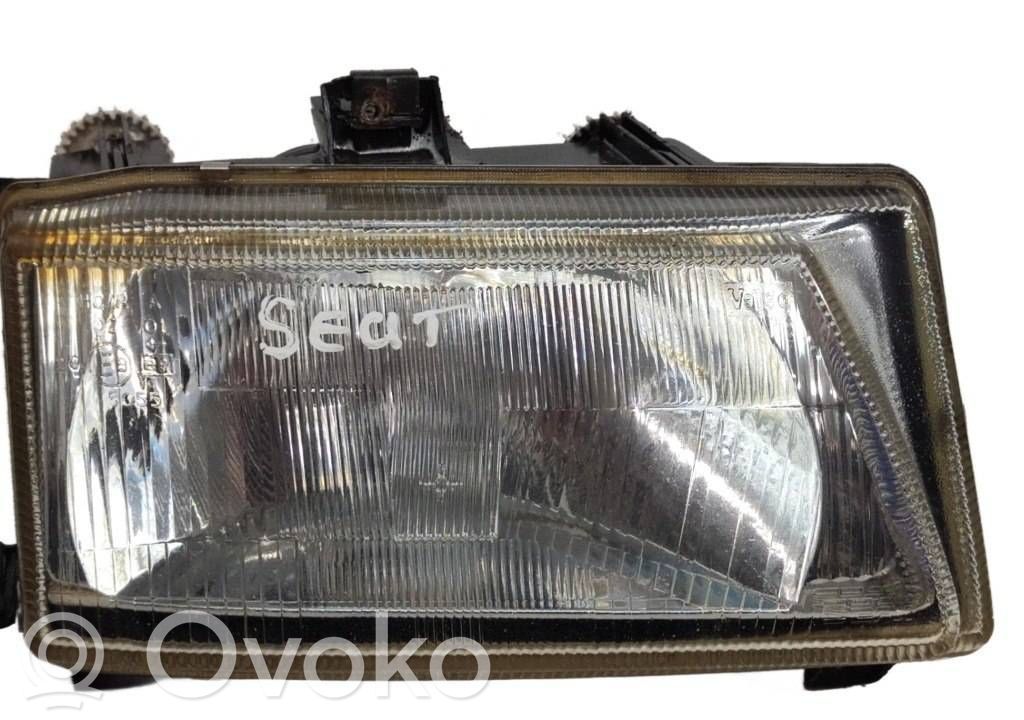 Seat Ibiza II (6k) Lampa przednia 