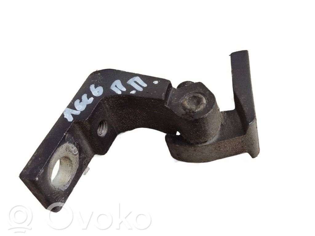 Audi A6 S6 C6 4F Front door upper hinge 
