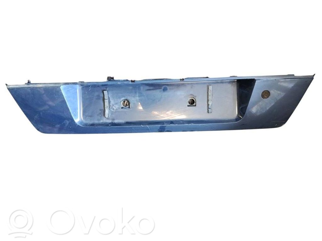 BMW 7 E38 Trunk door license plate light bar 