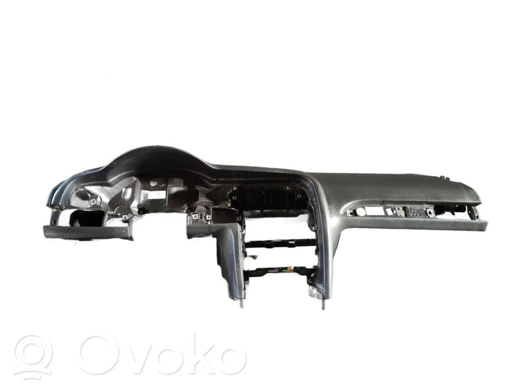 Audi A4 S4 B7 8E 8H Kojelauta 