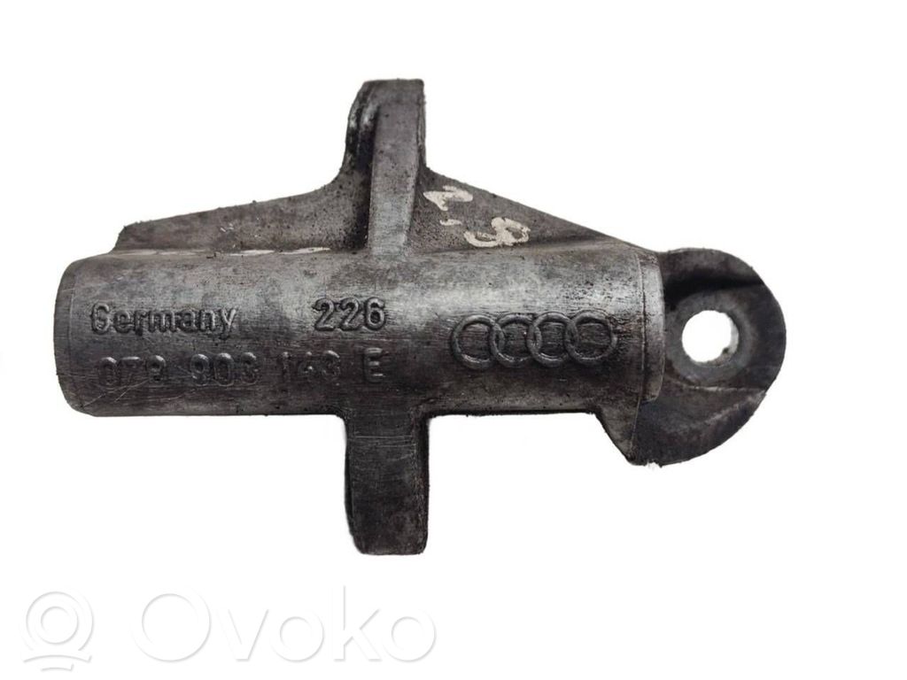 Audi A6 S6 C5 4B Engine mounting bracket 
