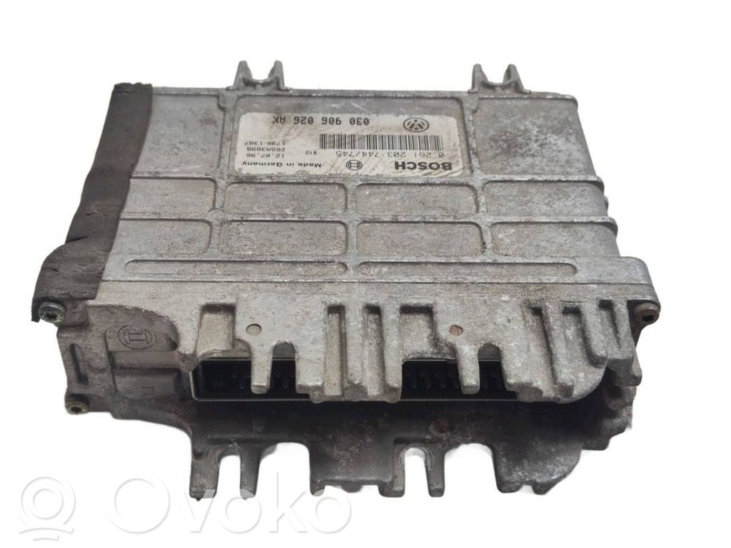 Volkswagen Polo III 6N 6N2 6NF Engine control unit/module 