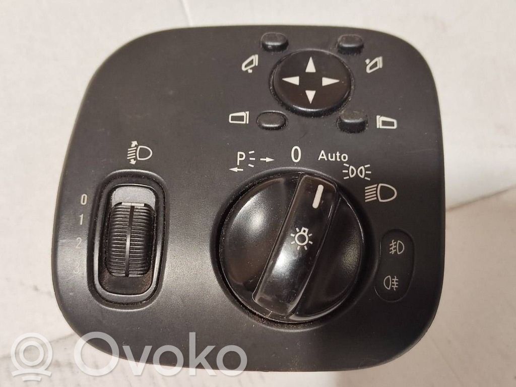 Mercedes-Benz C W203 Light switch 