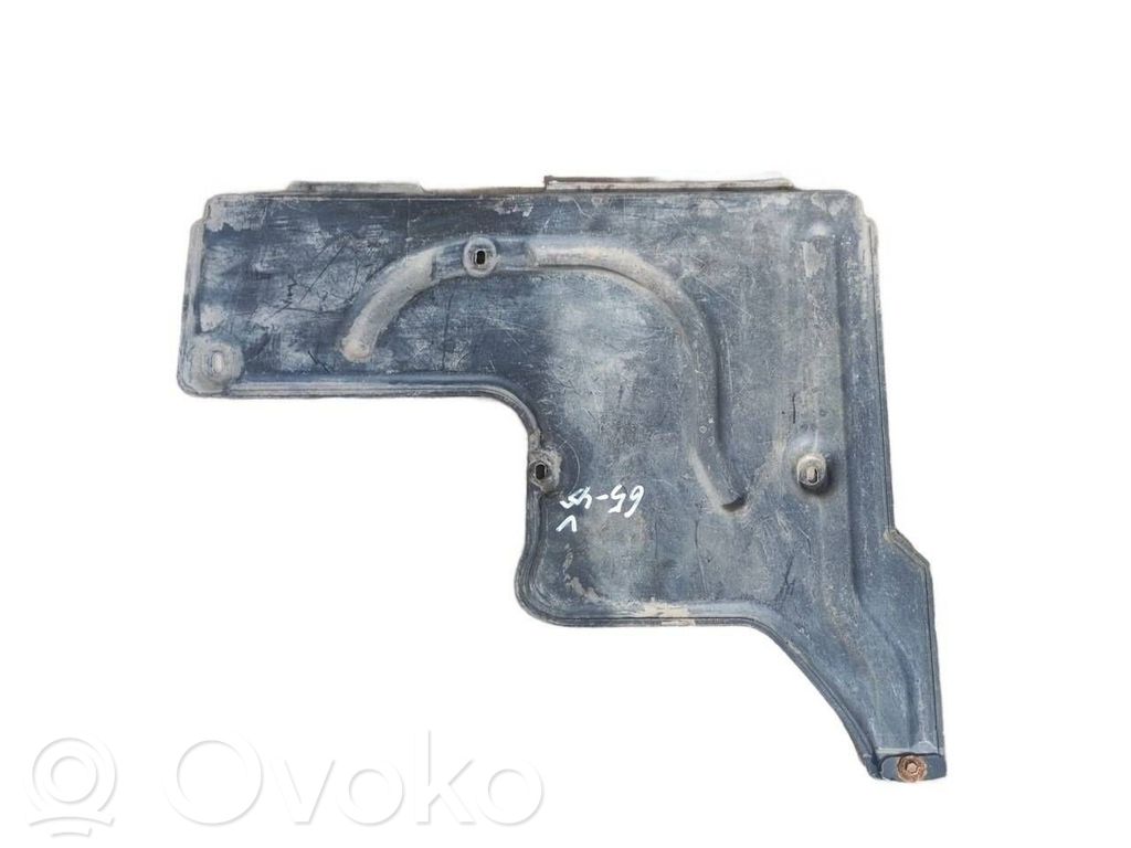 BMW 7 E65 E66 Capac/apărătoare spate inferioară 