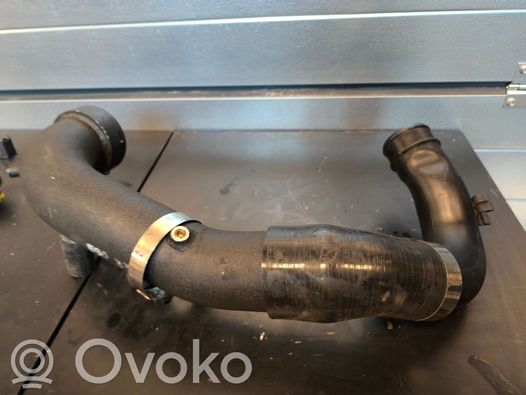 BMW 3 G20 G21 Intercooler hose/pipe 