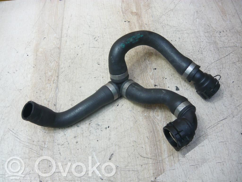 Engine coolant pipe/hose   7552406