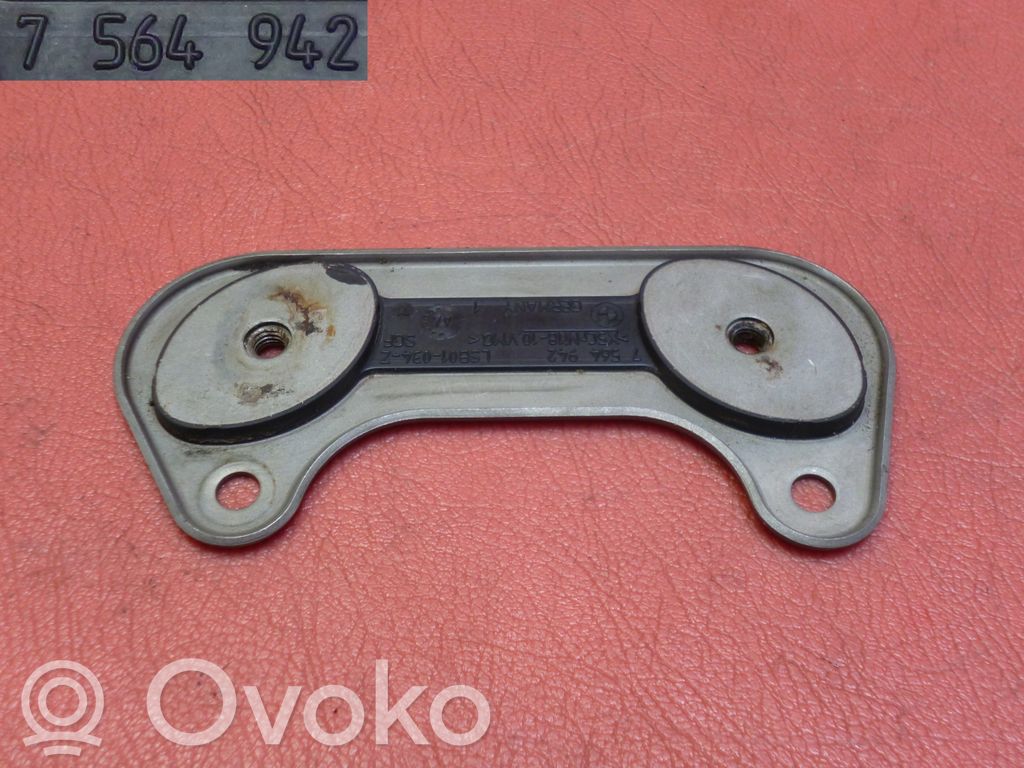 BMW 3 E90 E91 Muffler mount bracket/holder 