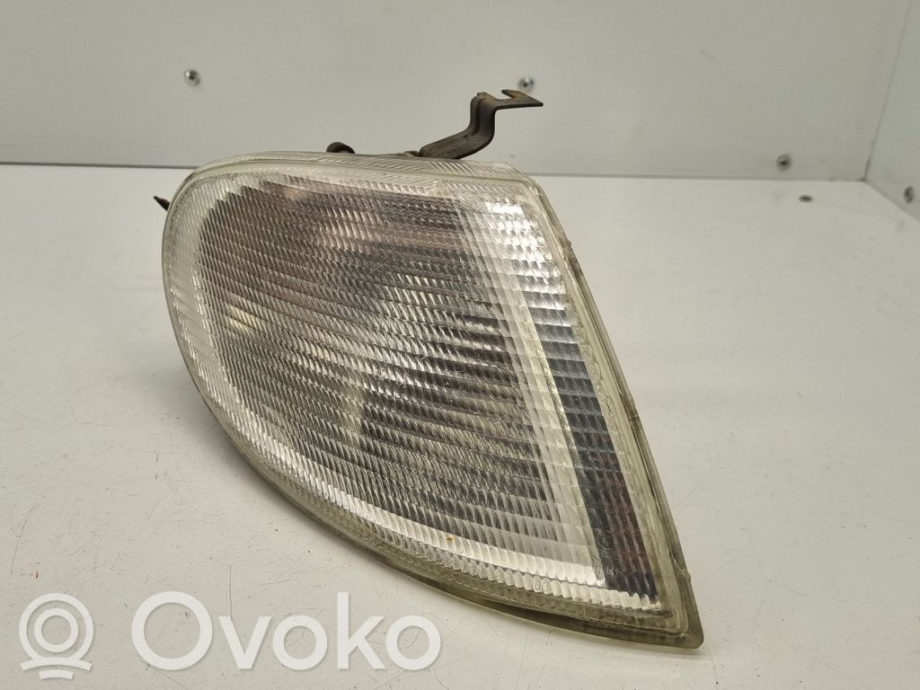 Volkswagen Sharan Front indicator light 