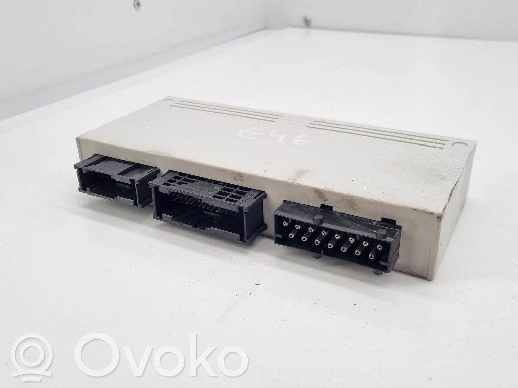 BMW 3 E46 Komforto modulis 