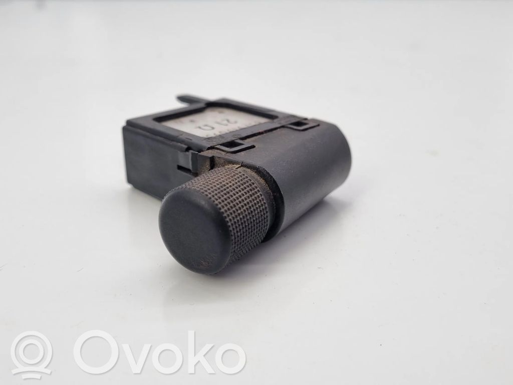 Audi 80 90 B2 Panel lighting control switch 