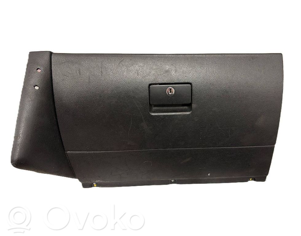 Volkswagen Golf IV Handschuhfach 