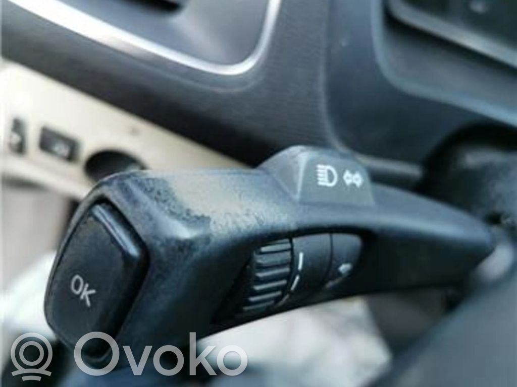 Multifunctional control switch/knob