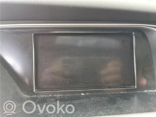 GPS navigation control unit/module   8T0919603E