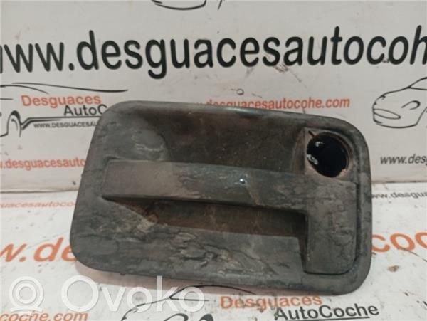 Manecilla externa puerta delantera