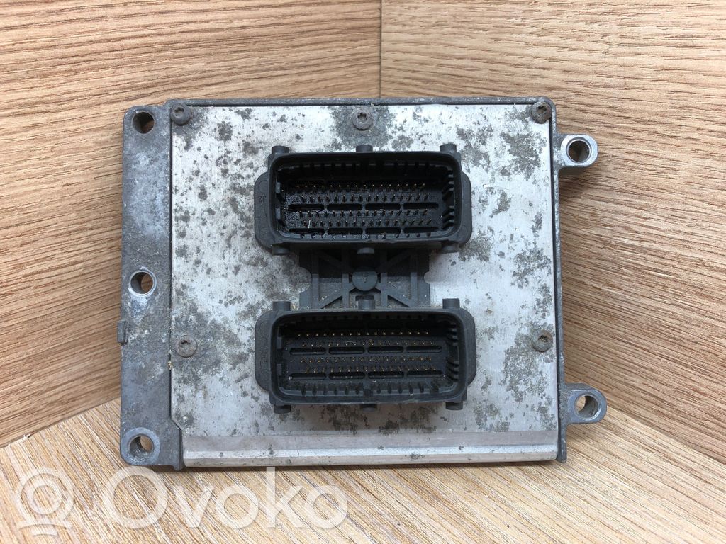 Unidad de control/módulo del motor   12571663AN,G02001,12572011