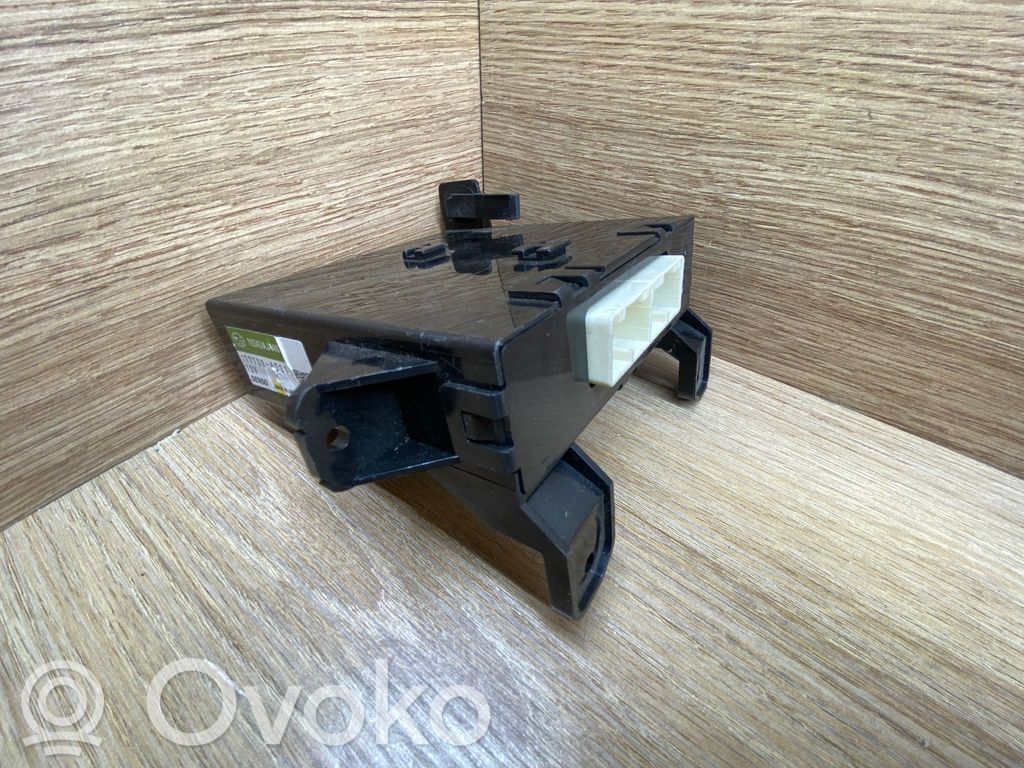 Subaru Outback Module confort 