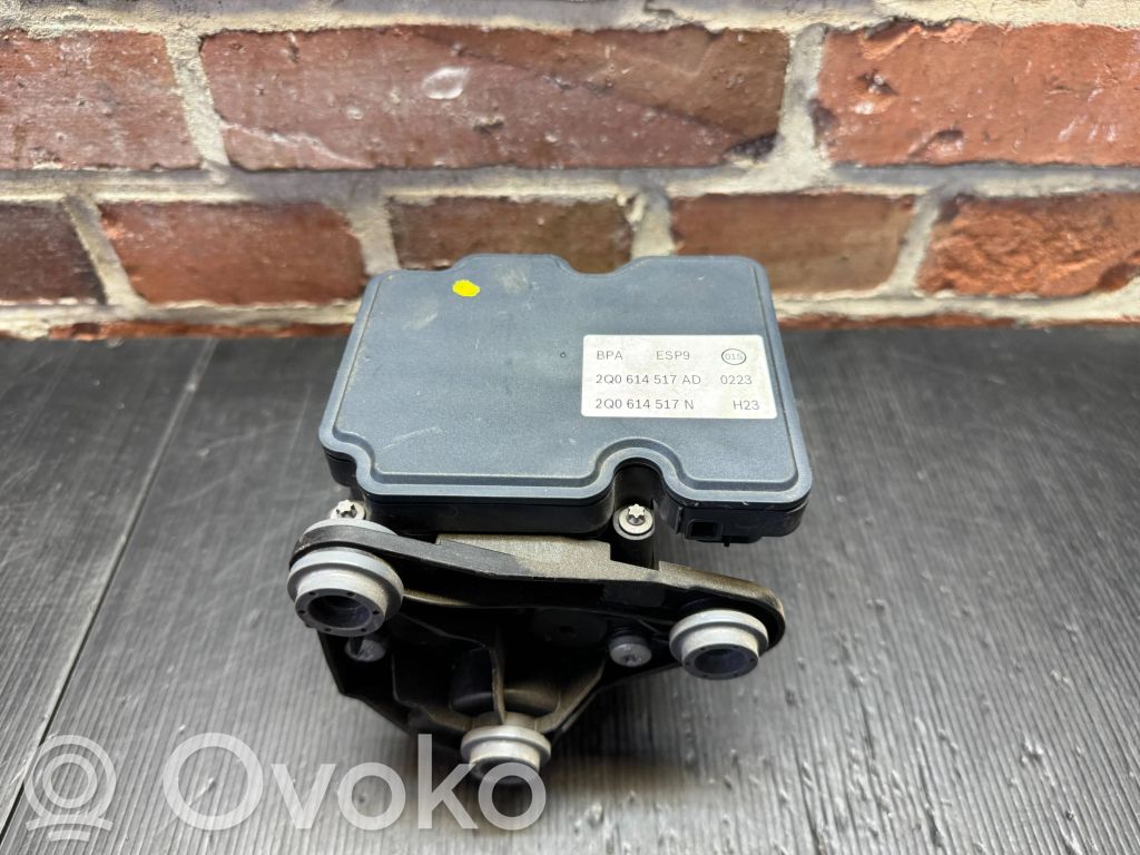 Volkswagen Polo VI Bomba de ABS 